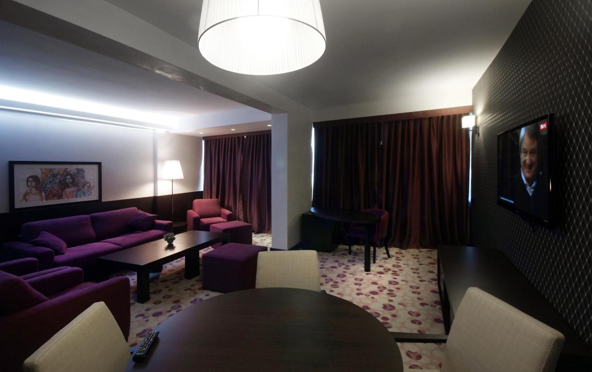 Hotel Park ドボイ エクステリア 写真