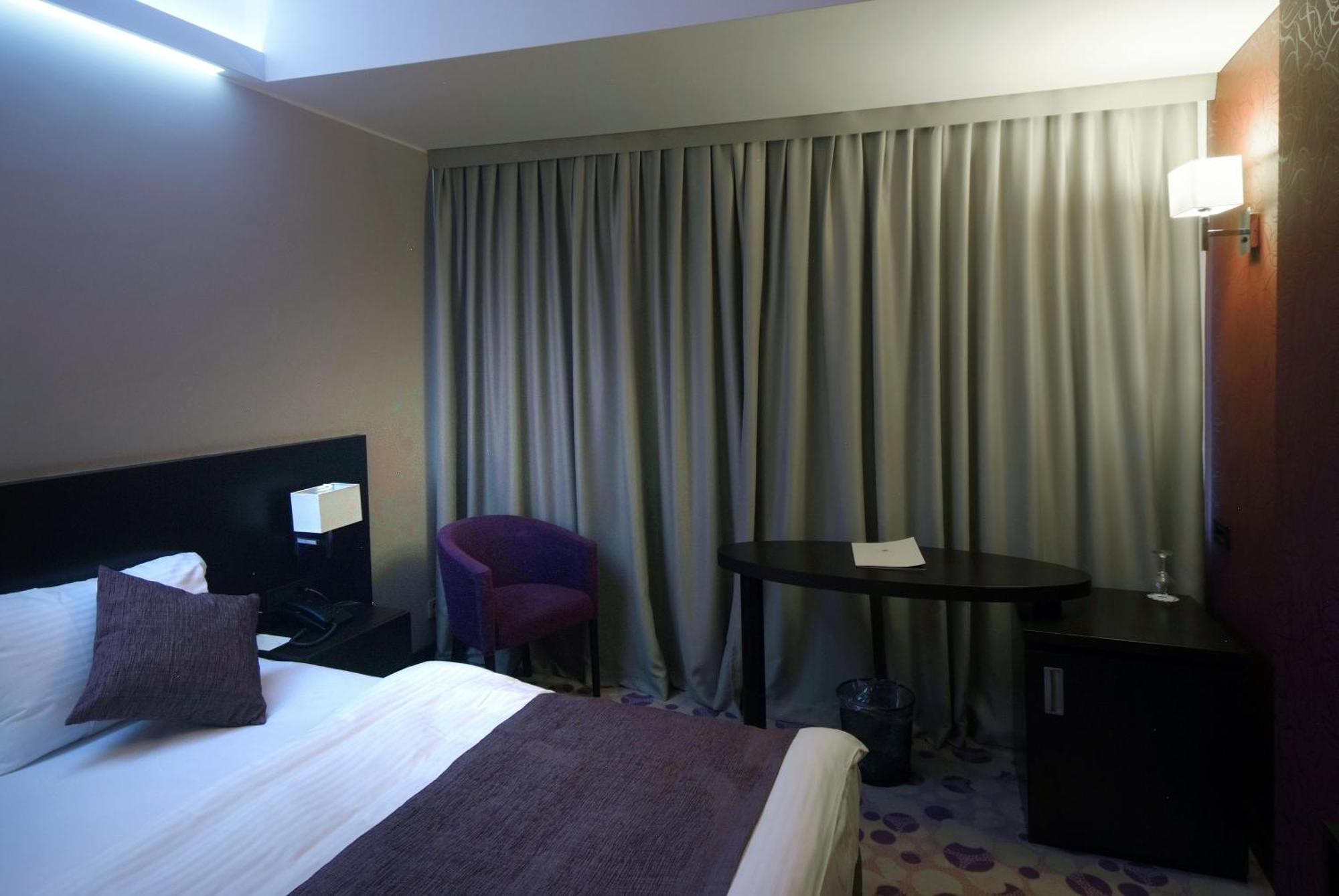 Hotel Park ドボイ エクステリア 写真