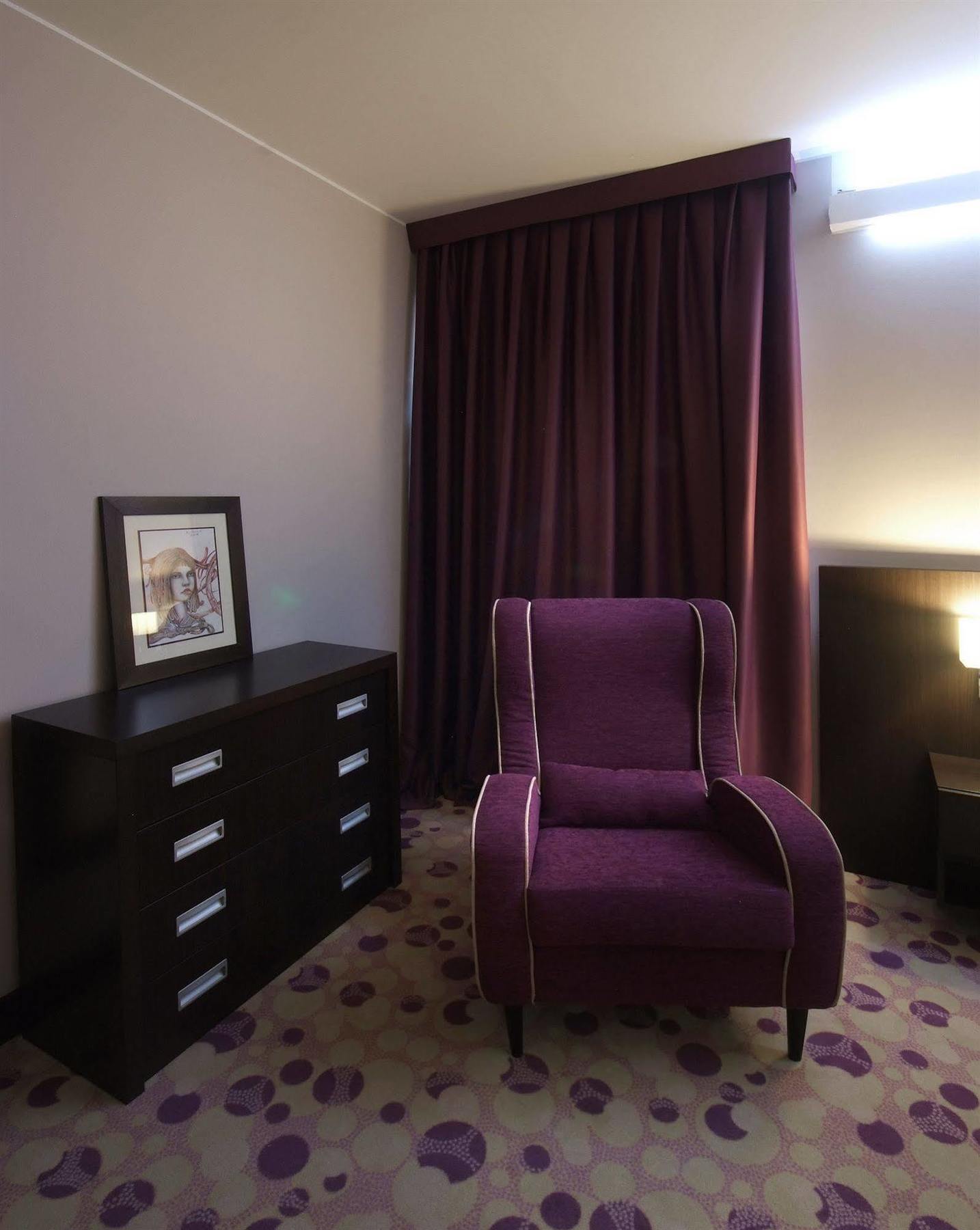Hotel Park ドボイ エクステリア 写真